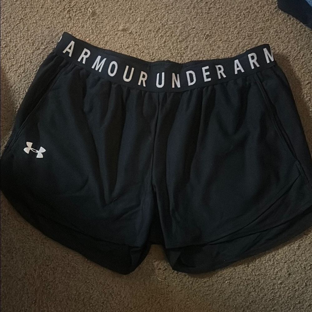 Under Armour Black Athletic Shorts Lightweight Moisture-Wicking